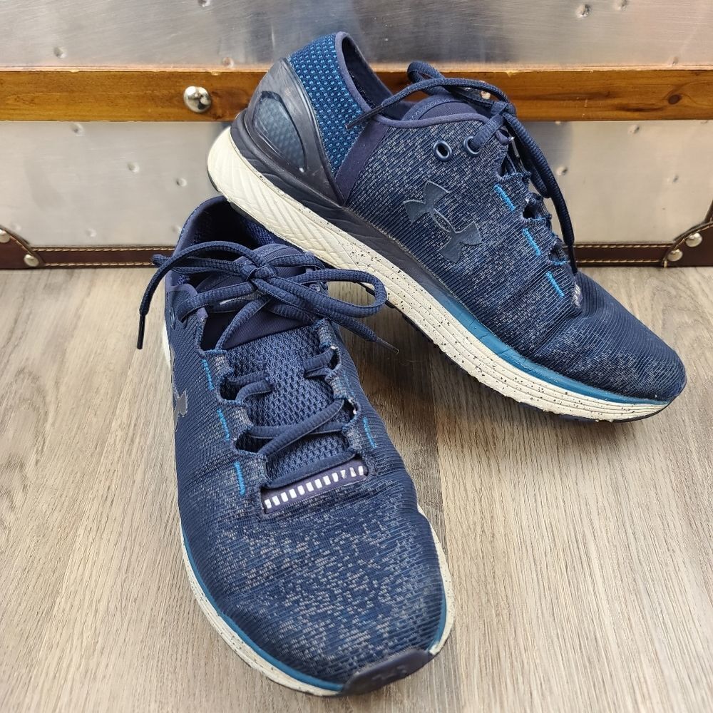 Under Armour Charged Bandit 3 Running Sneakers size 10